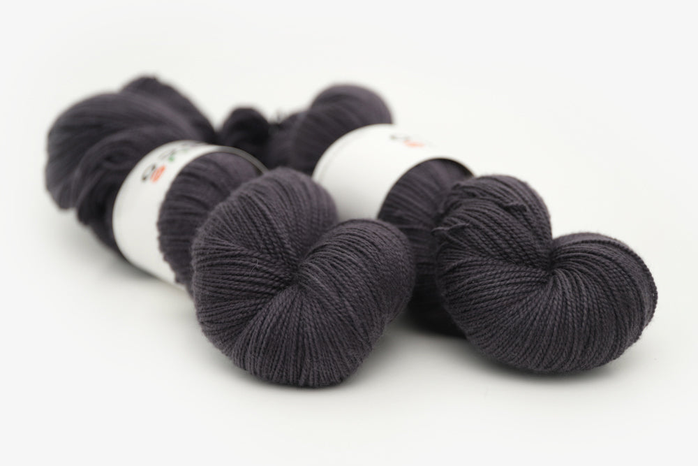 semisolid hand dyed dark gray black spun xl yarn