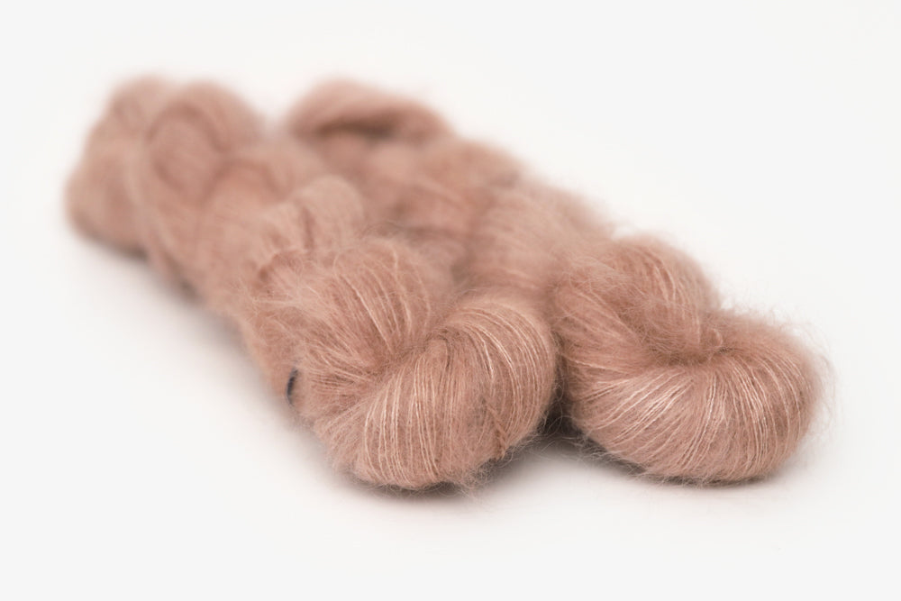 semisolid hand dyed mauve (taupe) mohair lace yarn