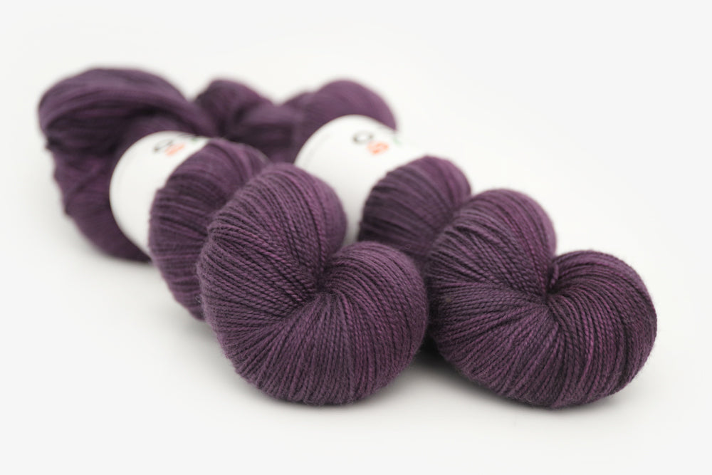 semisolid hand dyed vineyard (dark wine purple) spun xl yarn